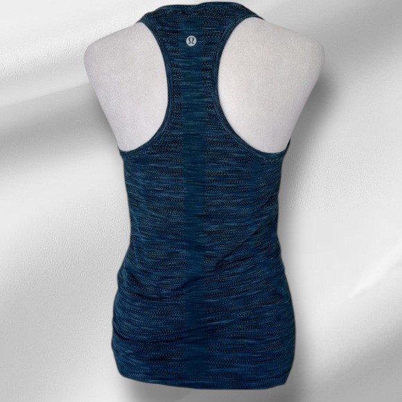 Lululemon Swiftly Tech Racerback 2.0 - Picture 5 of 13